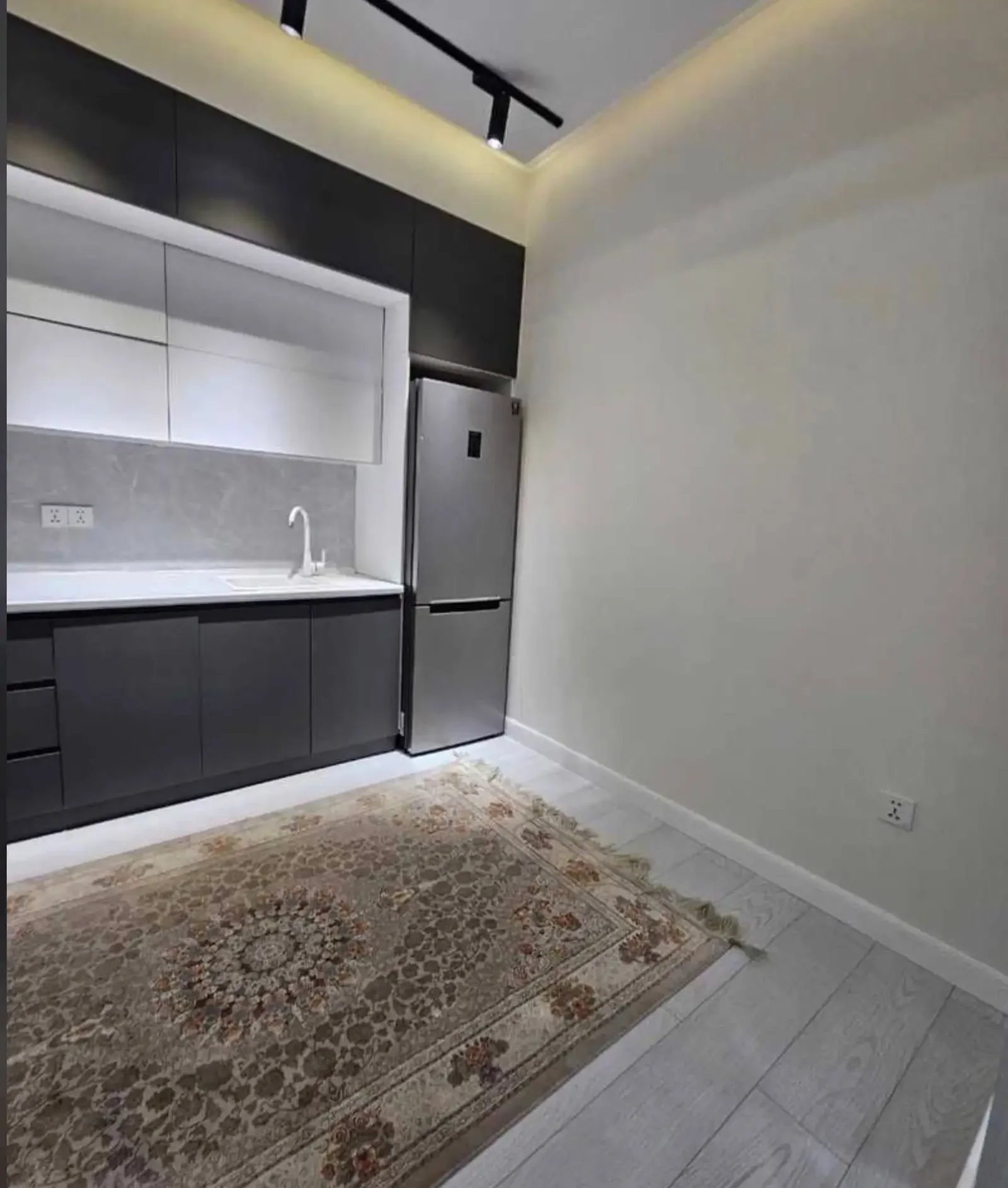 2-комн. квартира, 12 этаж, 61 м², Шохмансур — фото 3