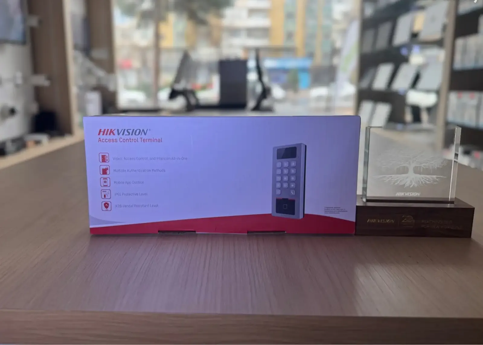 Терминал контроля доступа Hikvision DS-K1T502DBWX-CQR STD