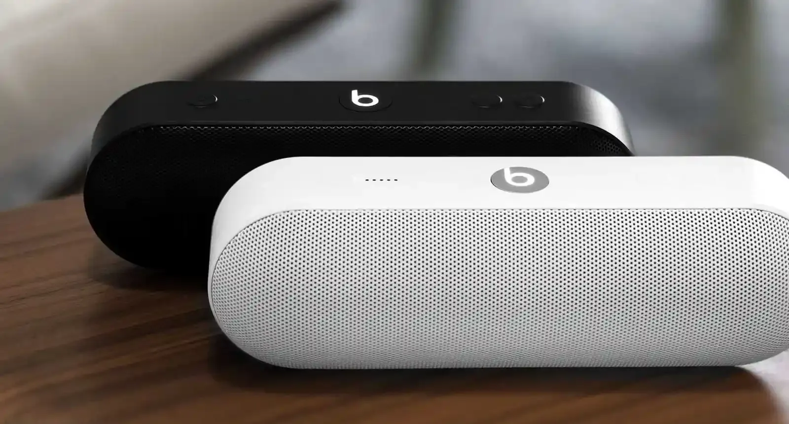 Колонка Beats Pill plus