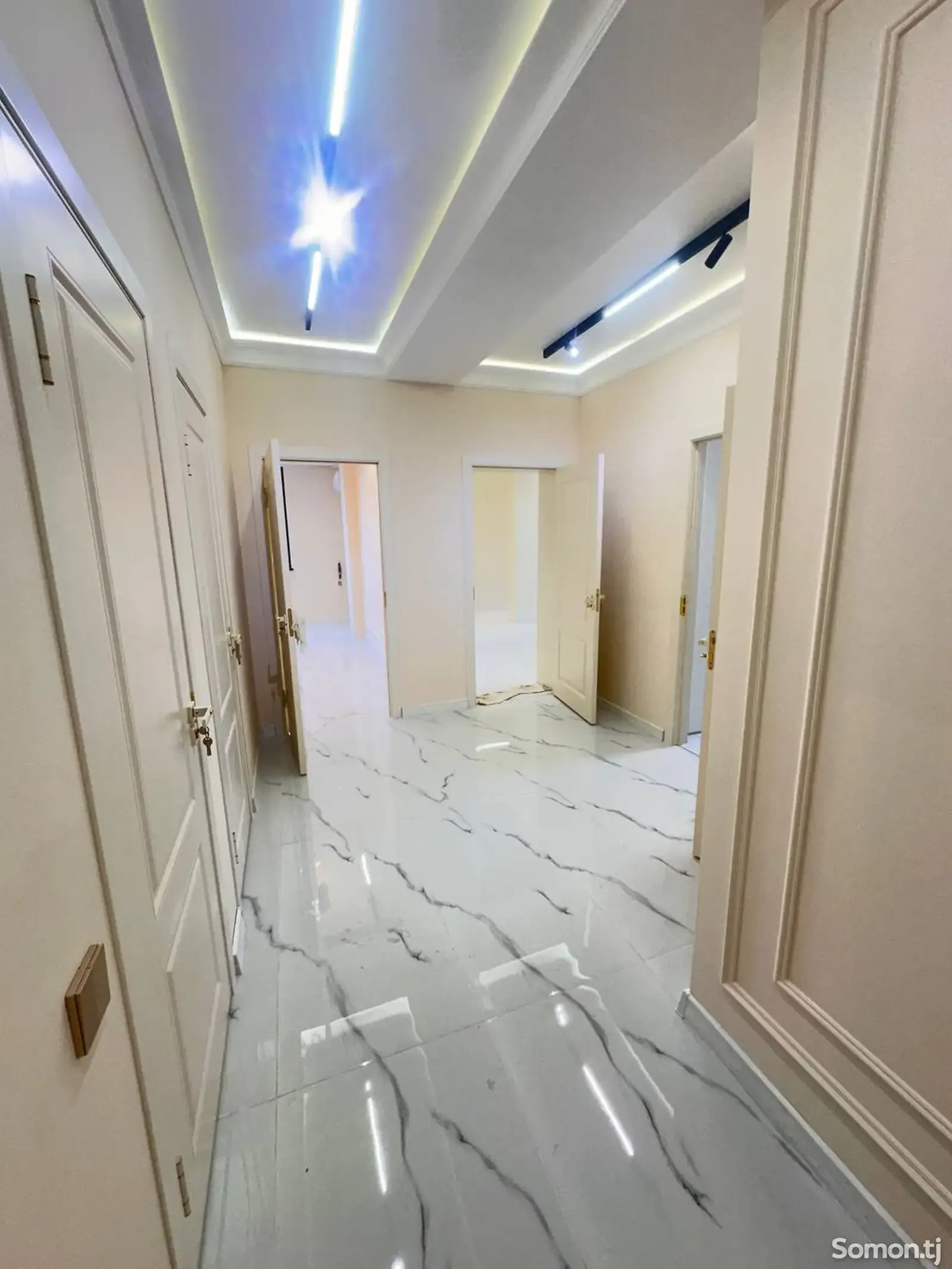 2-комн. квартира, 15 этаж, 84 м², Сино, 82 мк, Сити Молл