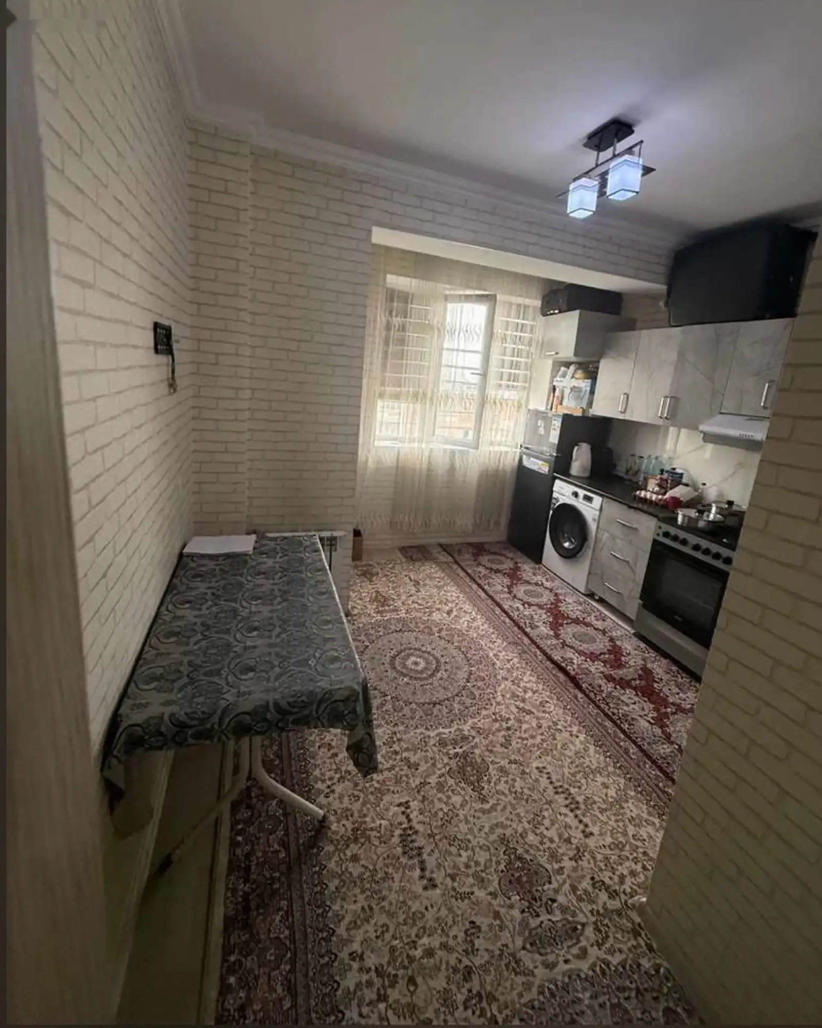1-комн. квартира, 5 этаж, 47 м², Фирдавси