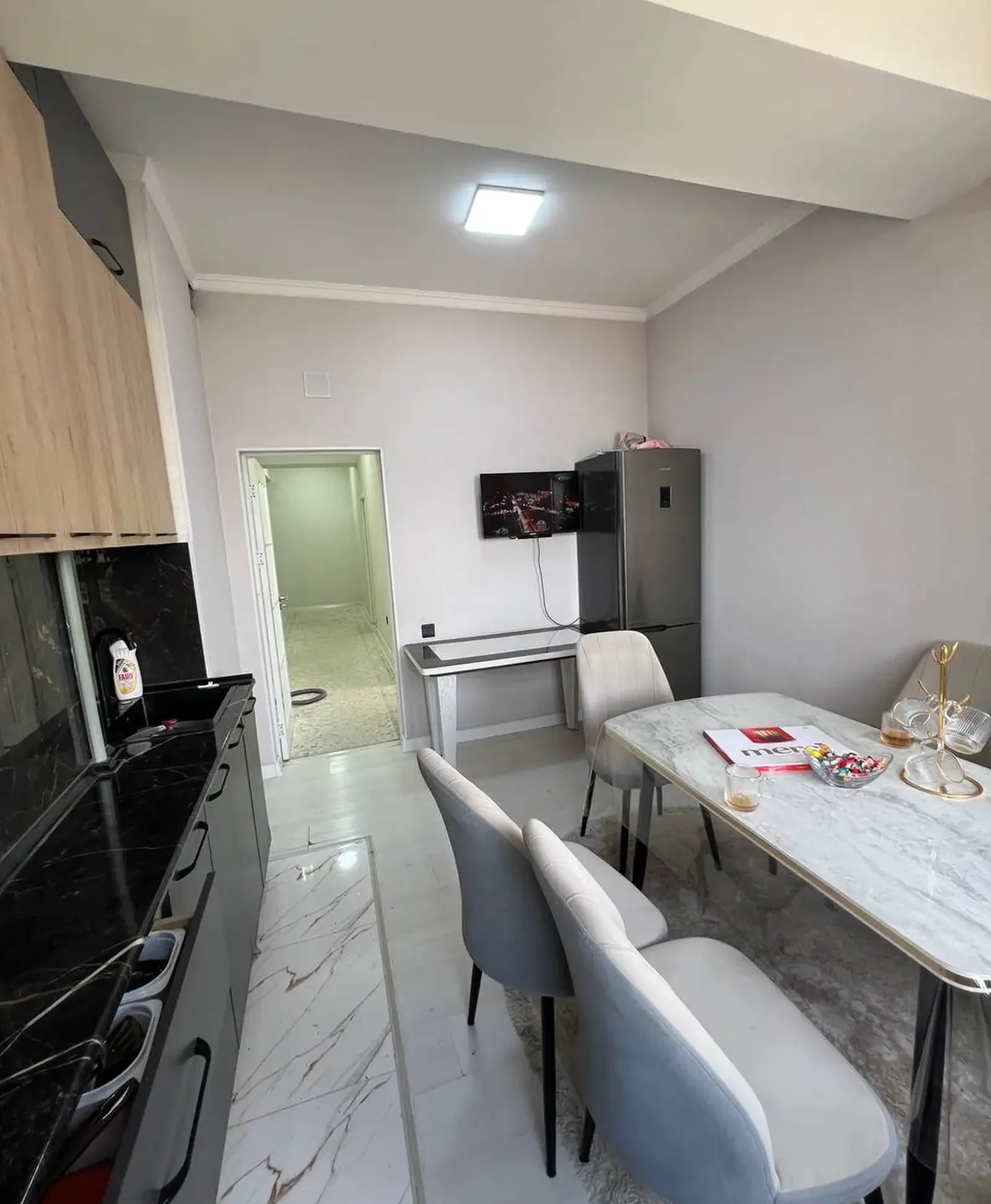 2-комн. квартира, 14 этаж, 75 м², Фирдавси — фото 9