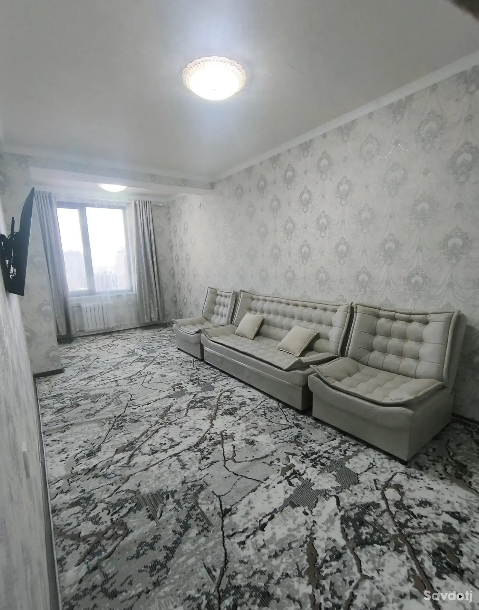 2-комн. квартира, 12 этаж, 85м², И.Сомони