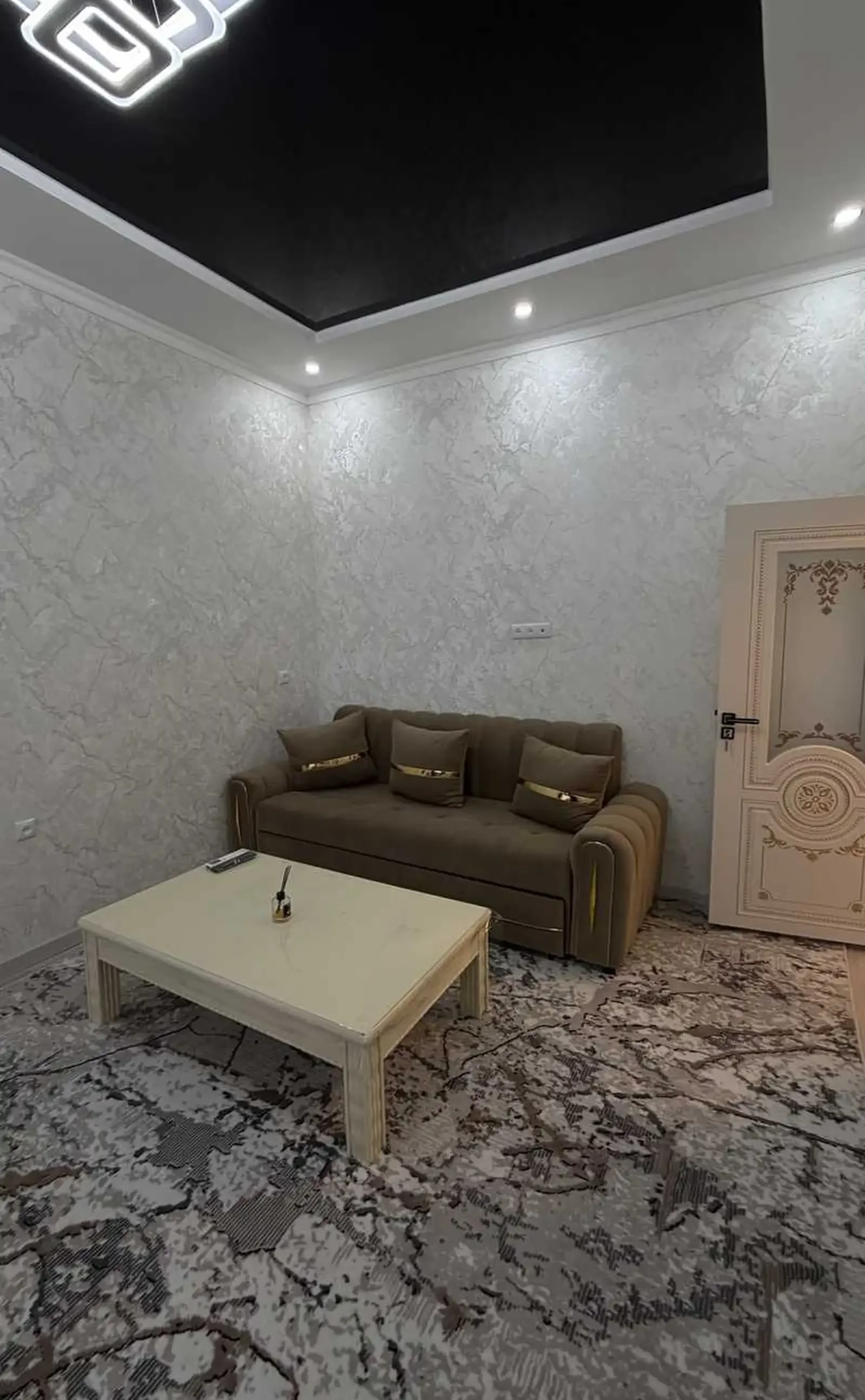 2-комн. квартира, 14 этаж, 50м², Шохмансур, Овир