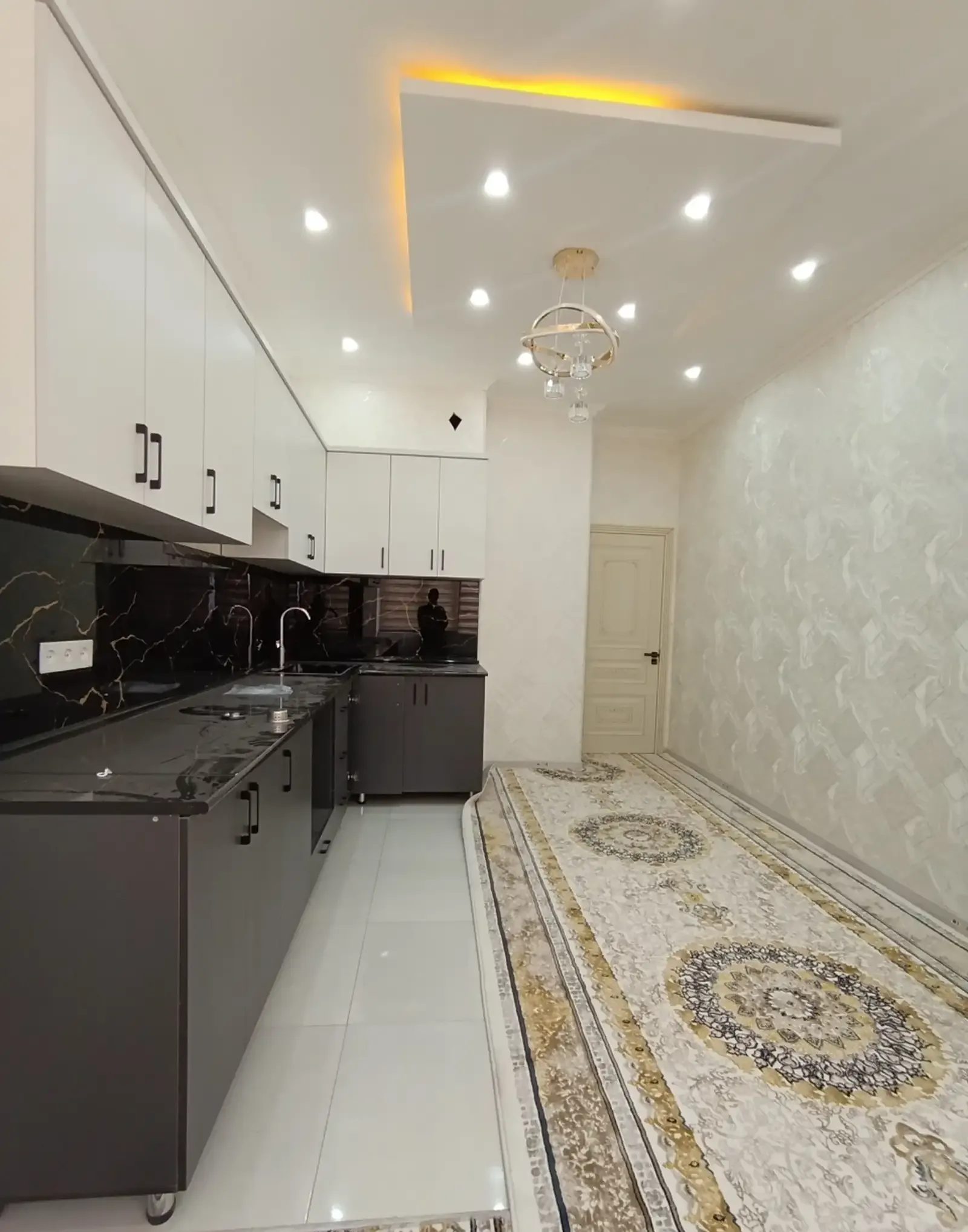 3-комн. квартира, 11 этаж, 97 м², Шохмансур