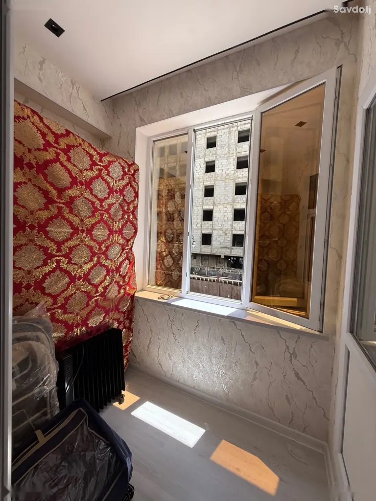 3-комн. квартира, 2 этаж, 102 м², Сино