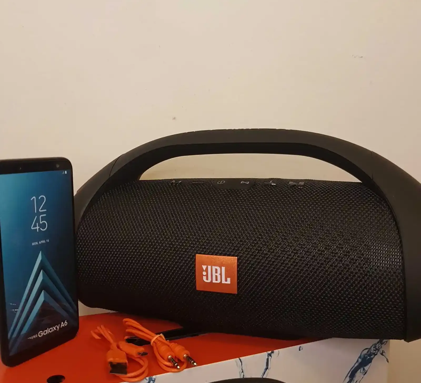 Колонка Мax JBL Boombox