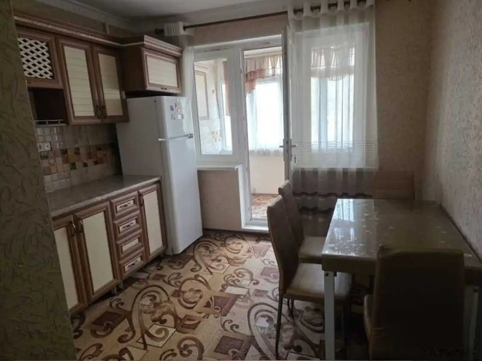 2-комн. квартира, 3 этаж, 58м², 18 микрорайон — фото 6