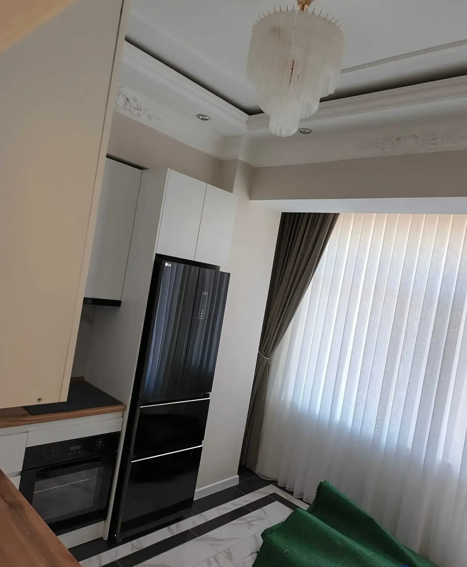 4-комн. квартира, 3 этаж, 136 м², Сино 82 мкр — фото 12