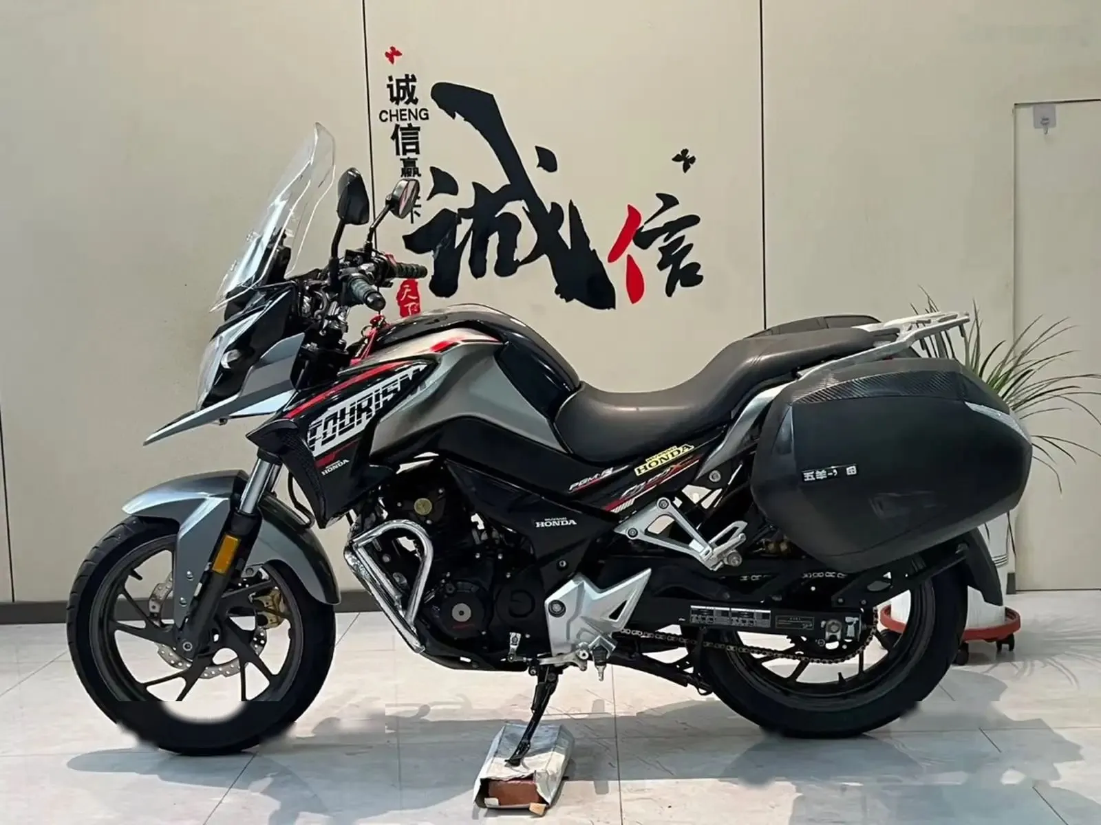 Мотоцикл Honda 190 X