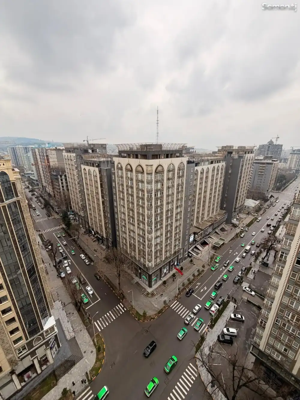 3-комн. квартира, 18 этаж, 87 м², Овир, Дом Пули Сангин, Ёвар