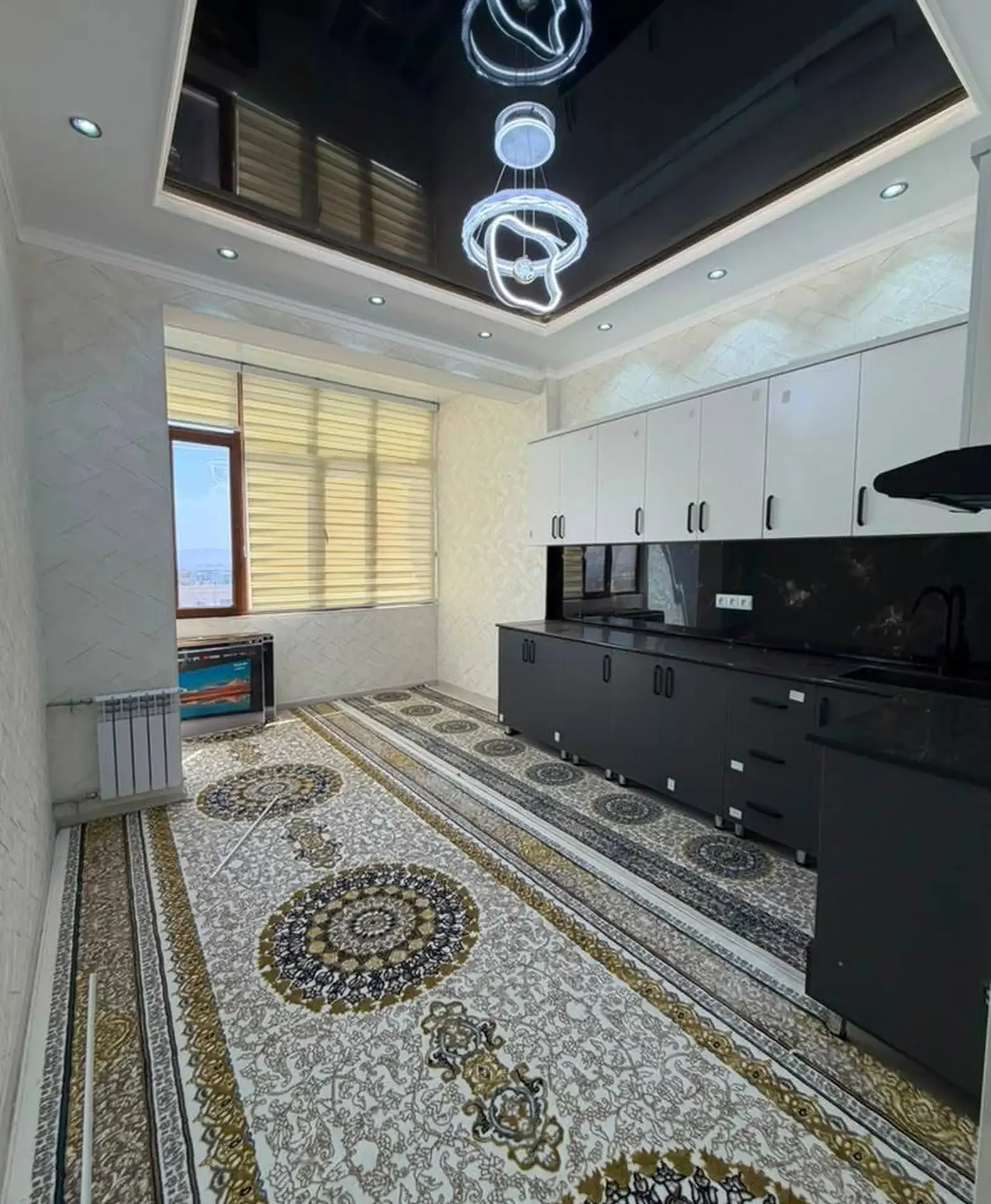3-комн. квартира, 14 этаж, 100 м², Шохмансур — фото 2