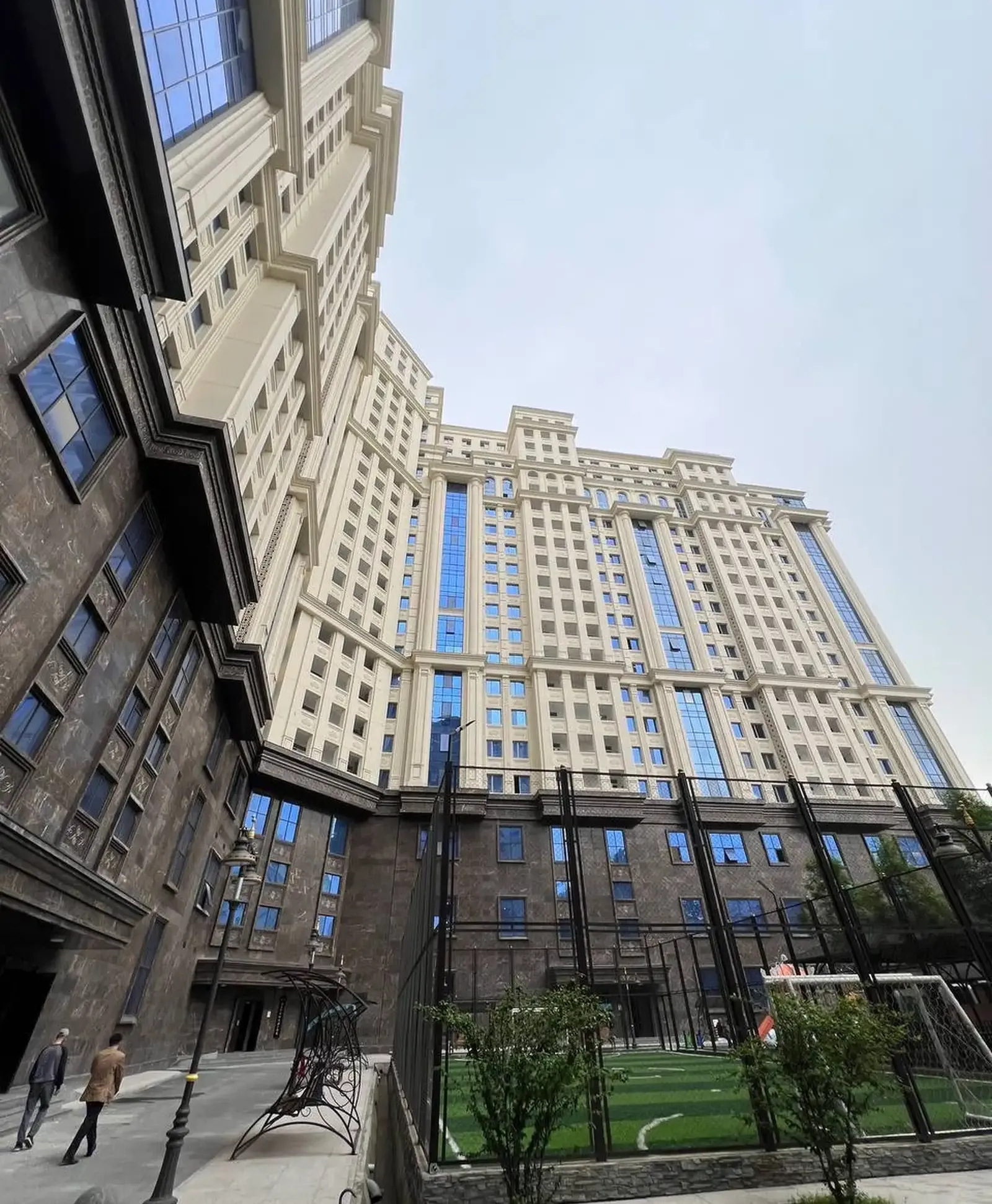 1-комн. квартира, 17 этаж, 60 м², Исмоили Сомони — фото 2