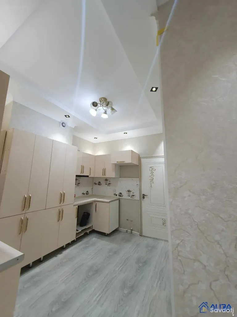 2-комн. квартира, 11 этаж, 58 м², сино