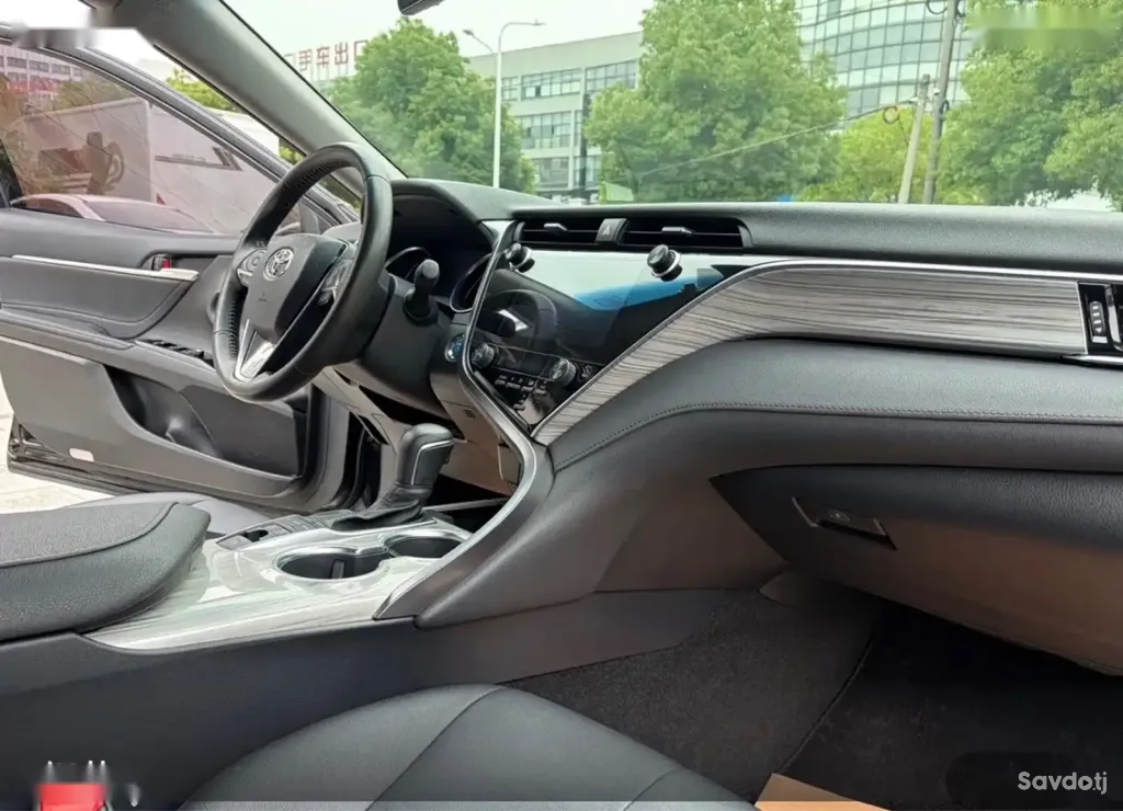 Toyota Camry, 2019