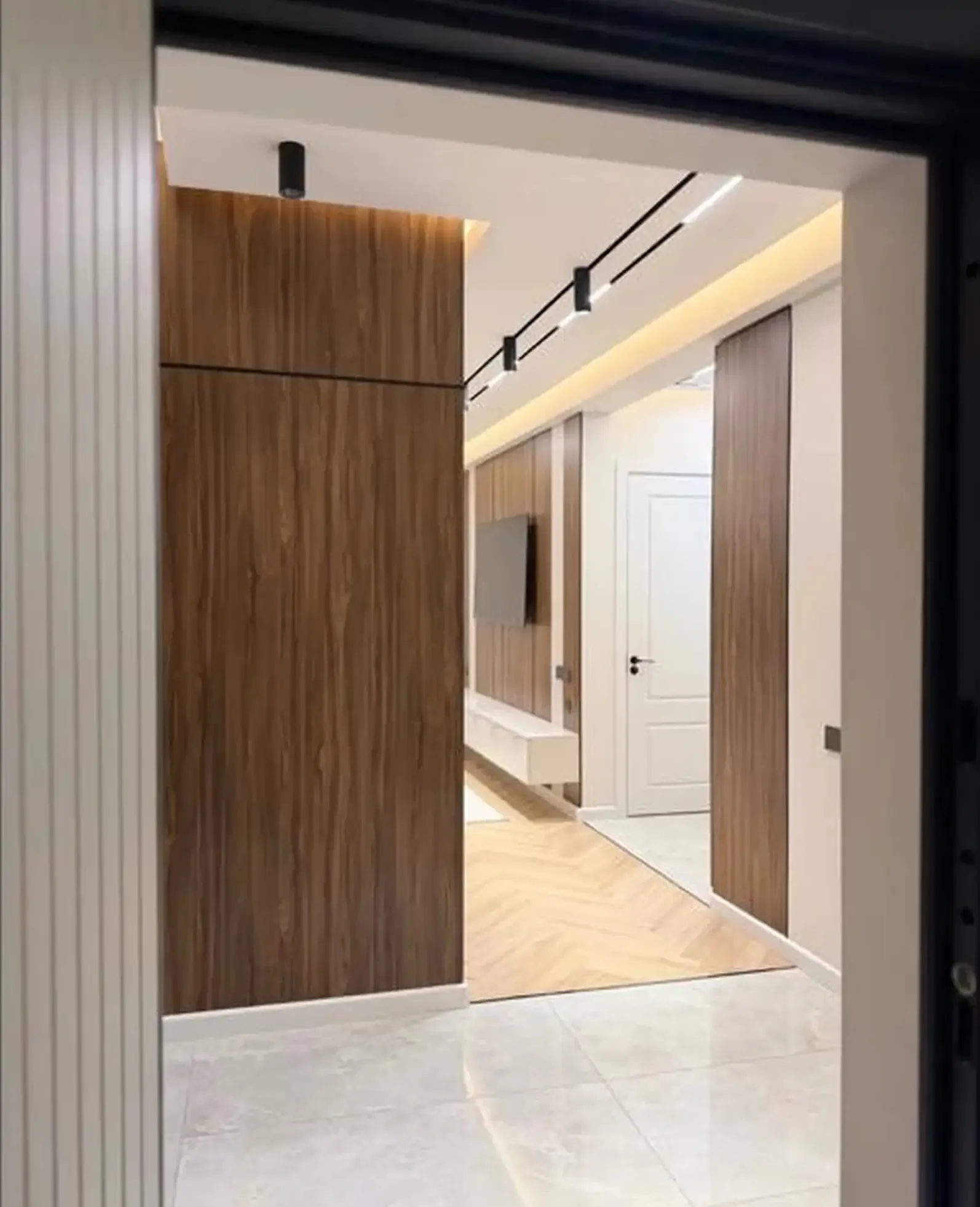 2-комн. квартира, 17 этаж, 58м², Сомони — фото 10