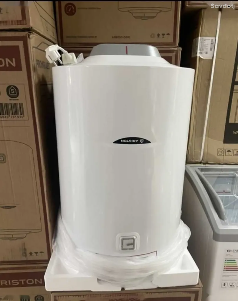 Водонагреватель Ariston 80 л, ABS
