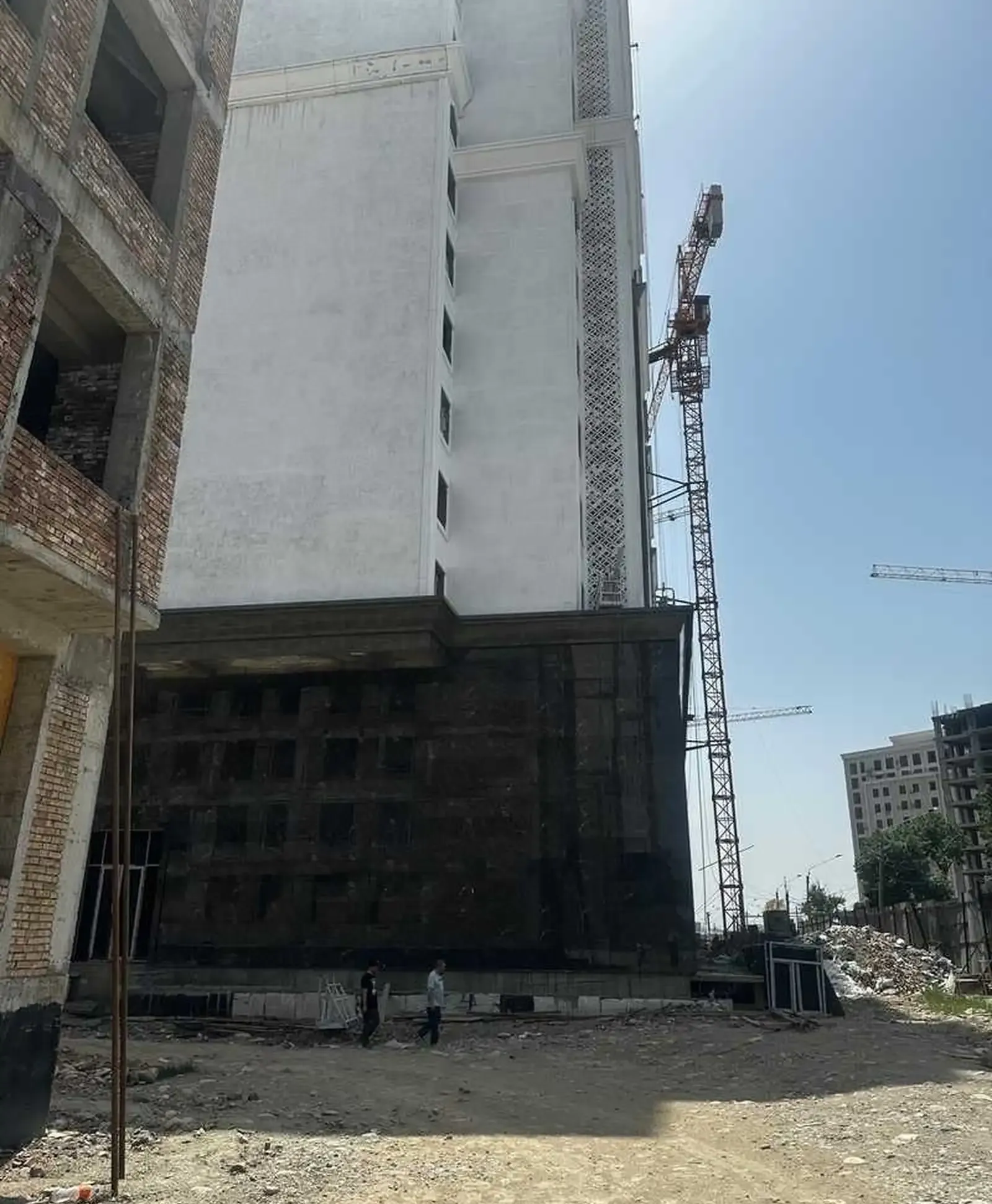 3-комн. квартира, 9 этаж, 110 м², Фирдавси