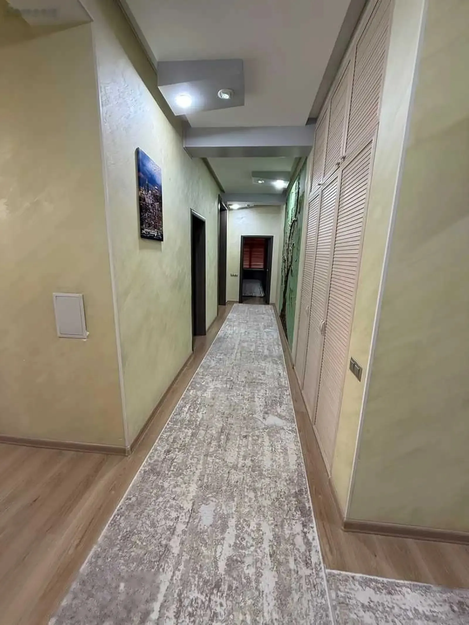 4-комн. квартира, 5 этаж, 115м², Сомони — фото 2