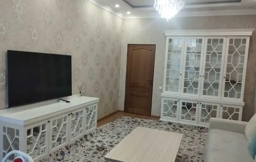 2-комн. квартира, 16 этаж, 60м², Шохмансур Ру баруи Садбарг дом книжный мир Гелос