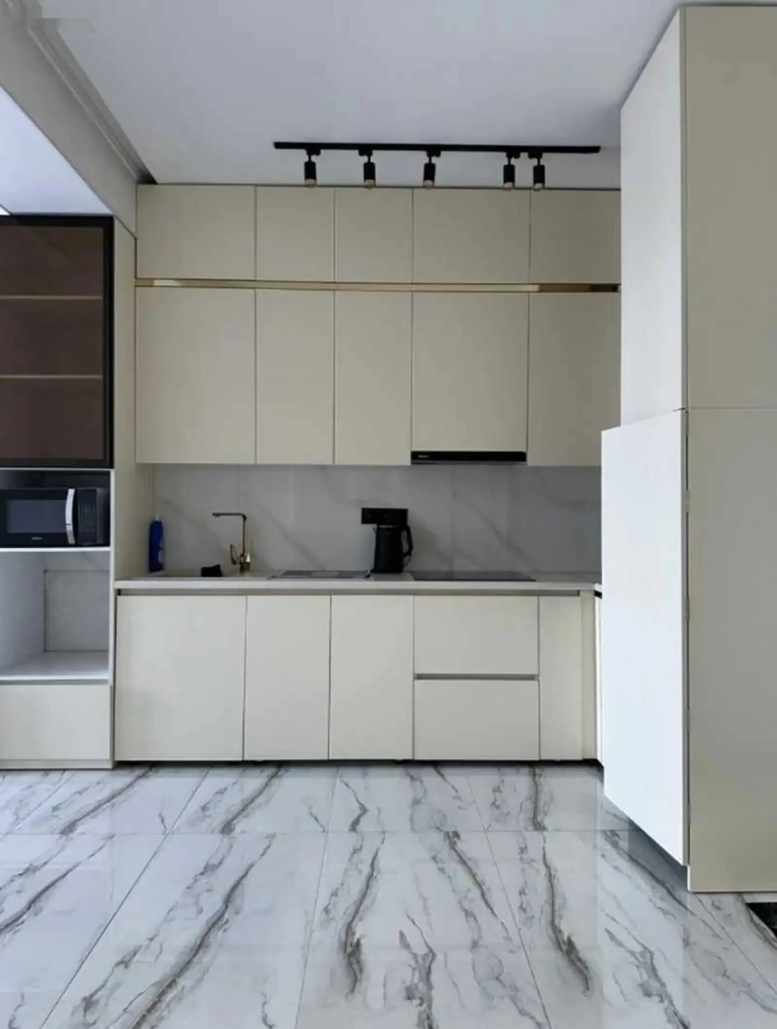 1-комн. квартира, 16 этаж, 50 м², И.Сомони Спартак — фото 3