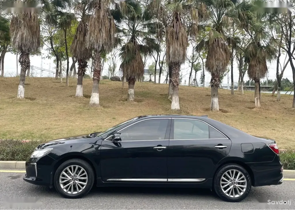 Toyota Camry, 2016