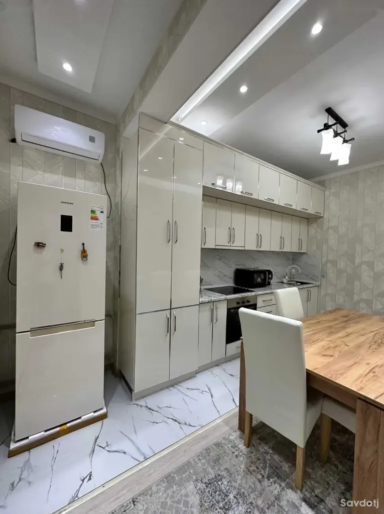 3-комн. квартира, 3 этаж, 95м², Пединститут, Ресторан Хуросон