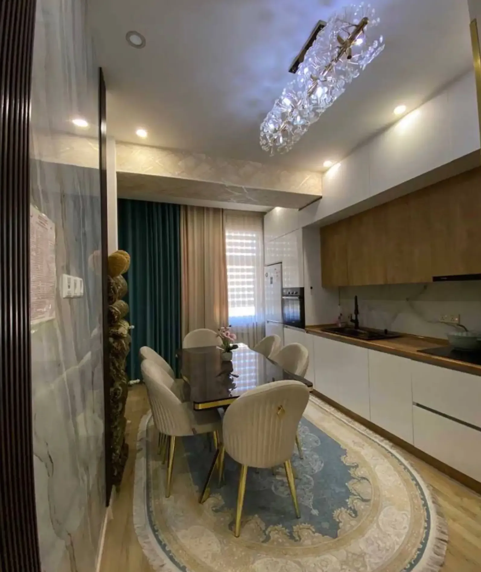 2-комн. квартира, 4 этаж, 77 м², Фирдавси — фото 11