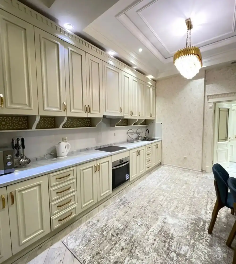 2-комн. квартира, 4 этаж, 85м², Пединститут, гостиница Хилтон, Белый Городок