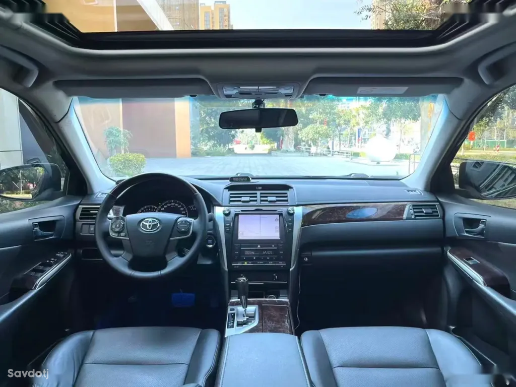 Toyota Camry, 2015