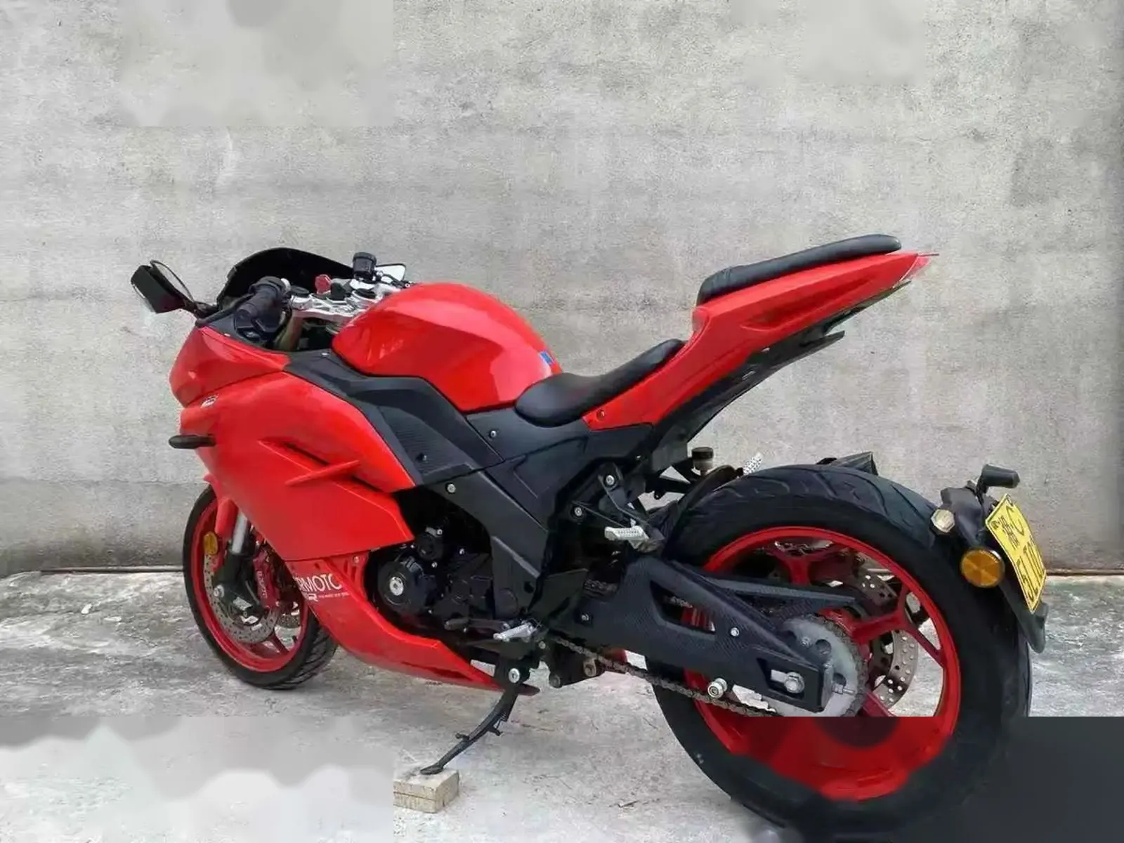 Мотоцикл Ducati 400 на заказ — фото 2