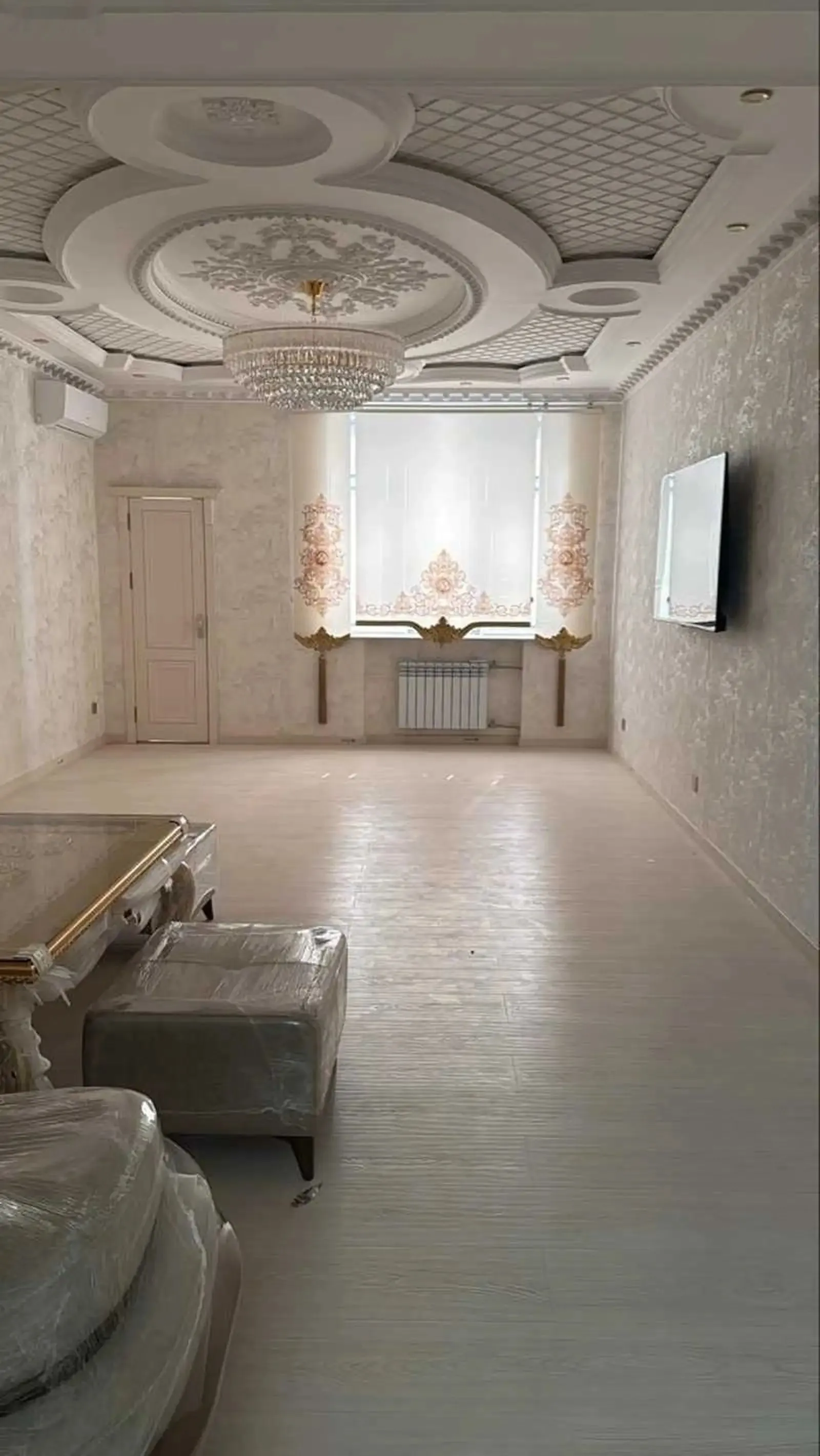 3-комн. квартира, 12 этаж, 160м², Шохмансур овир