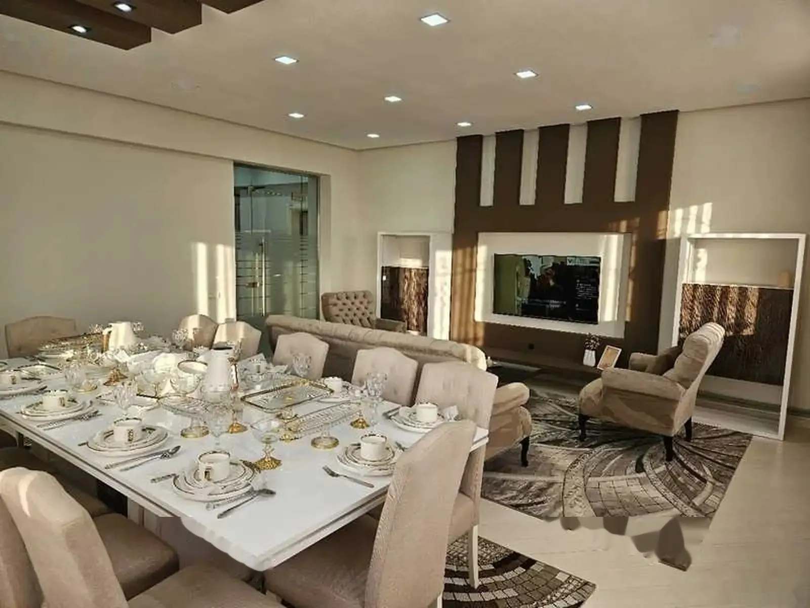 5-комн. квартира, 4 этаж, 240м², И.Сомони — фото 2