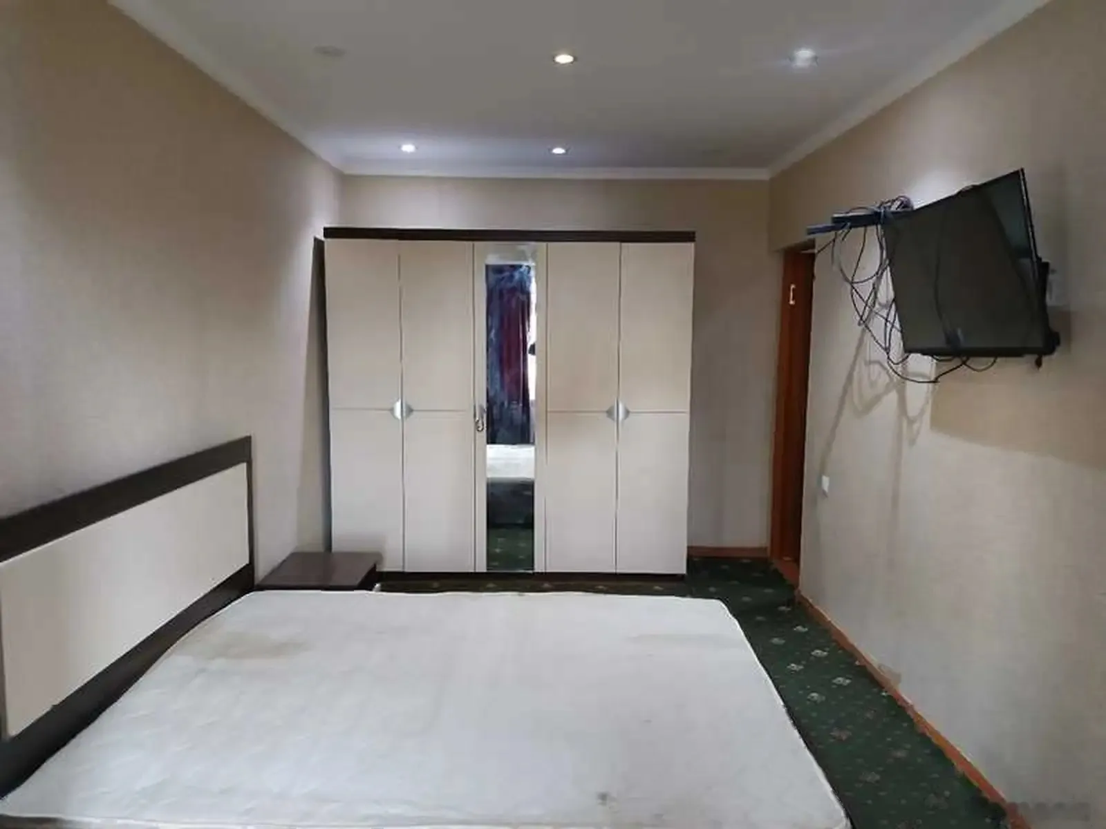 2-комн. квартира, 5 этаж, 100м², Фирдавси — фото 2