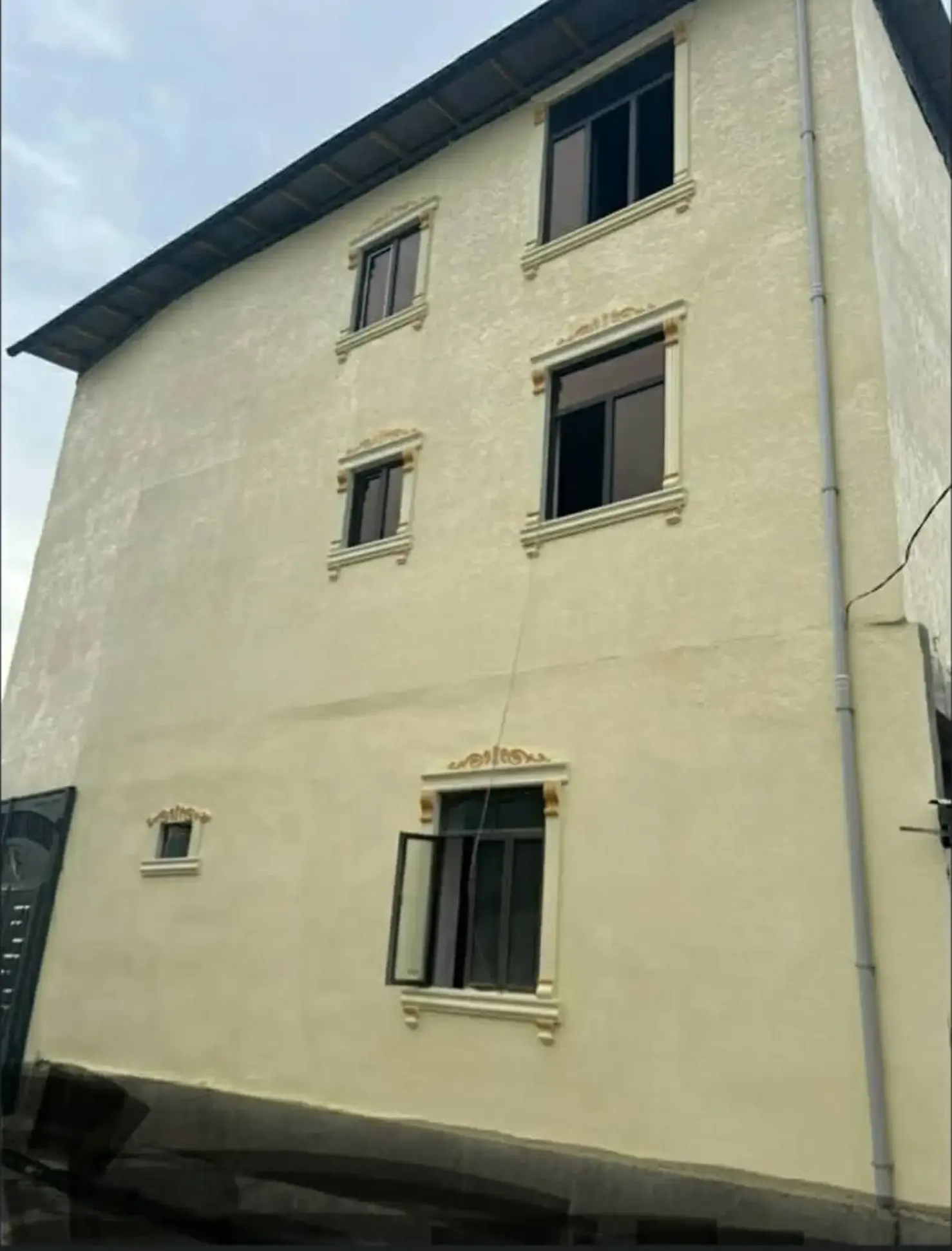 2-комн. квартира, 1 этаж, 58 м², Сино Глазной — фото 2