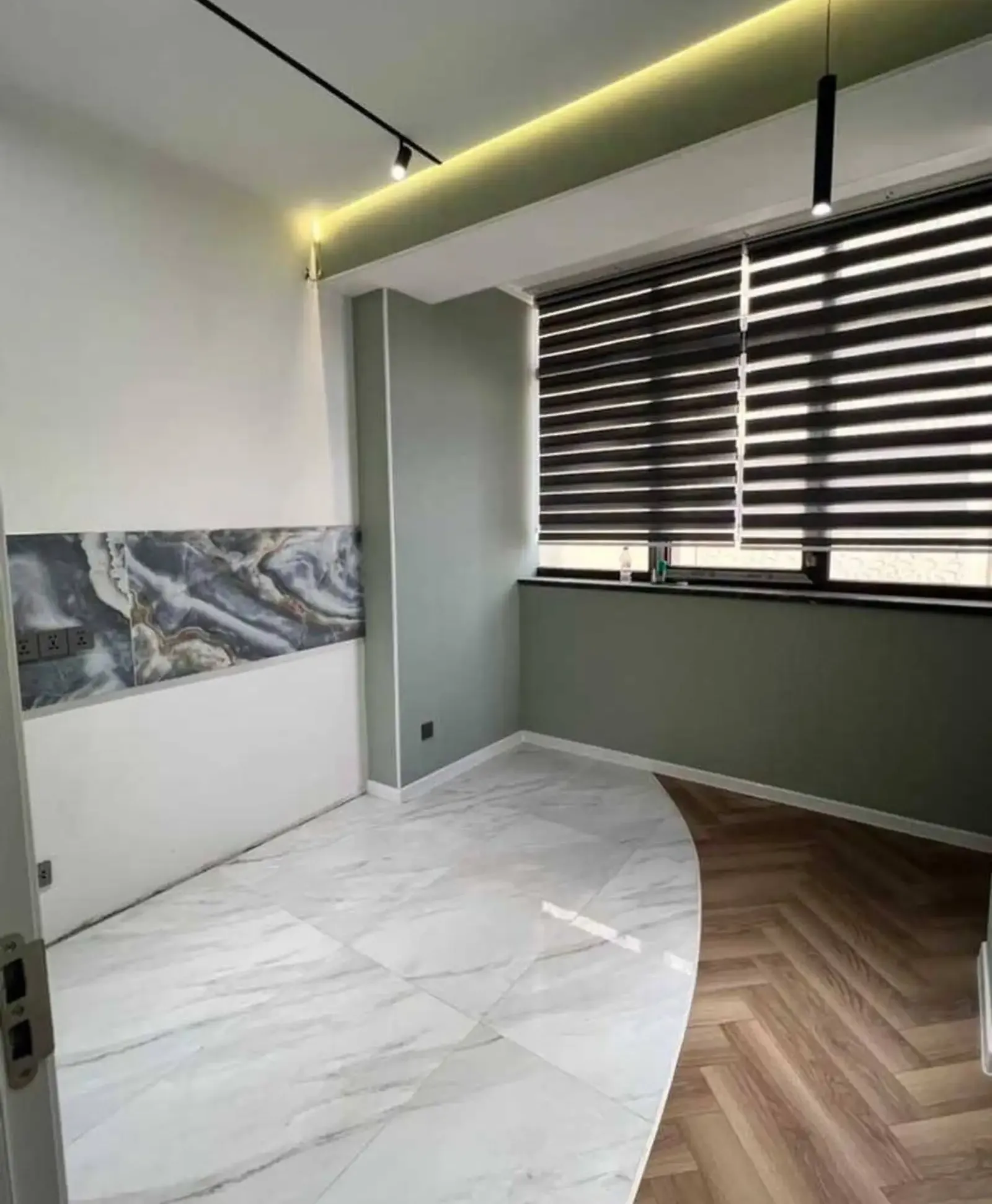 3-комн. квартира, 9 этаж, 95 м², Сомони