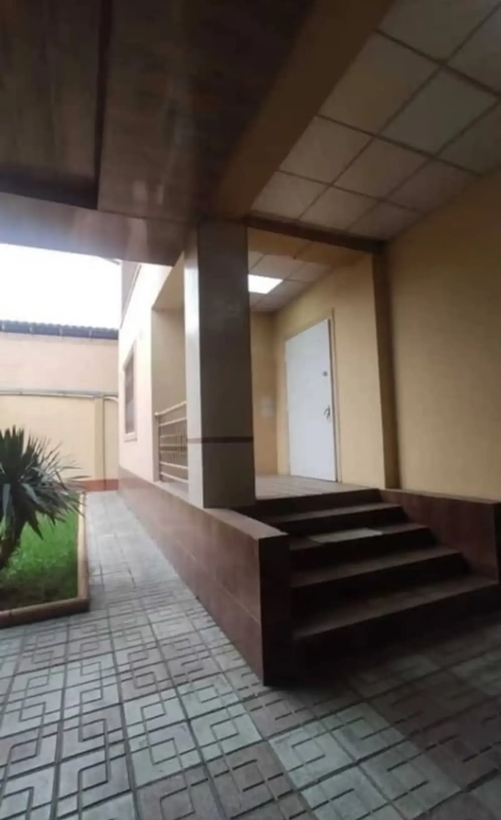 2-этажный, 13 комнатный дом, 480 м², И. Сомони — фото 9