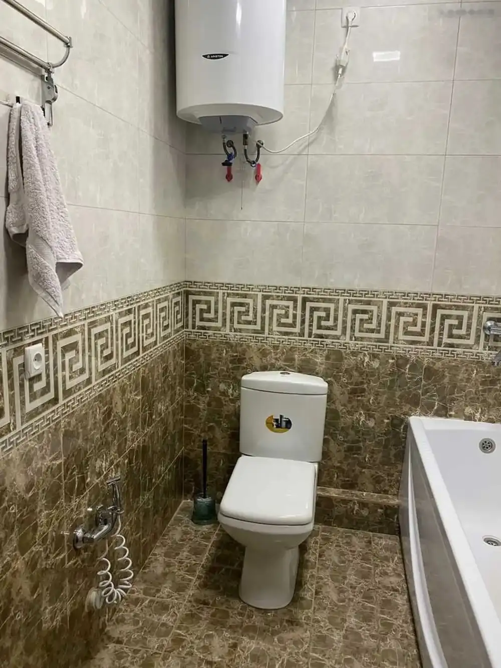 2-комн. квартира, 12 этаж, 107м², Дом печати — фото 9
