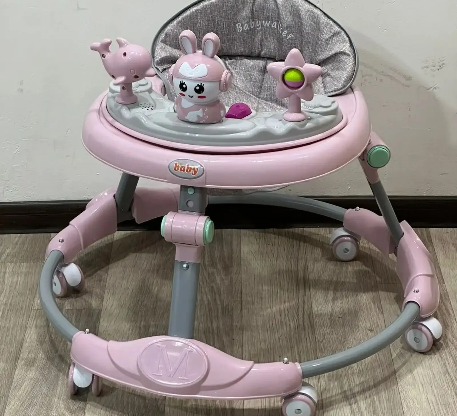 Ходунки с игровой панелью