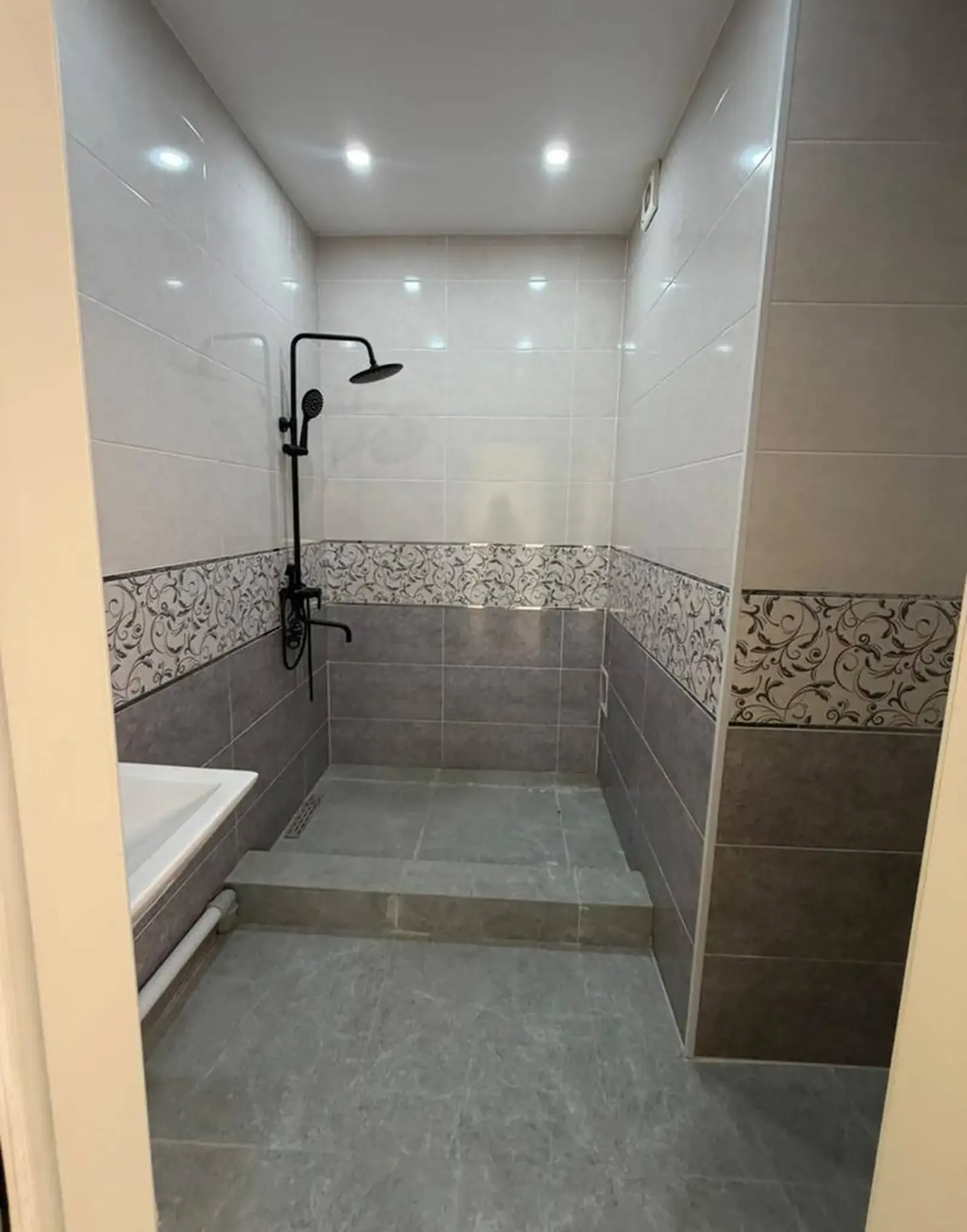 3-комн. квартира, 11 этаж, 100 м², Шохмансур — фото 7