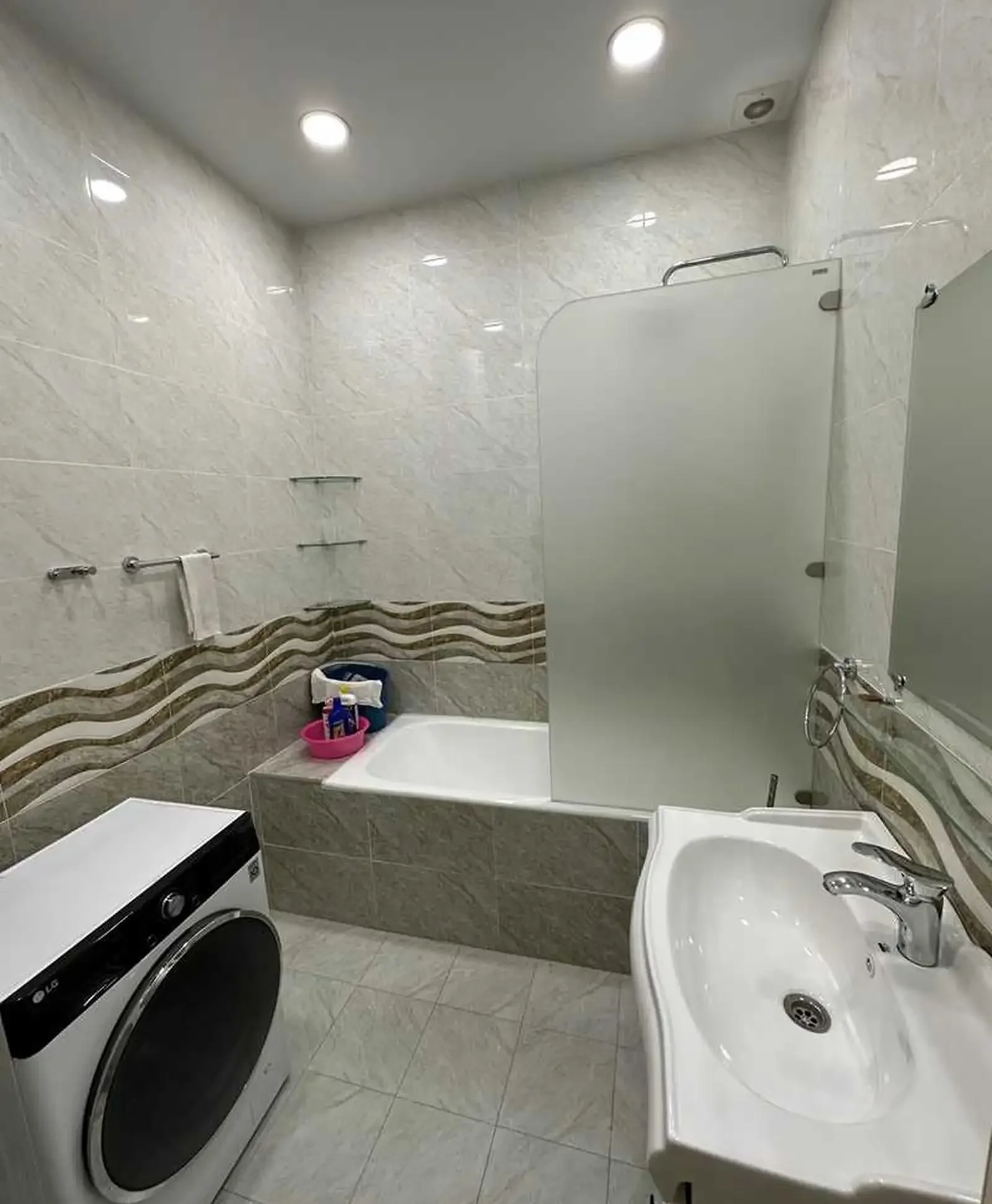3-комн. квартира, 4 этаж, 130м², И.Сомони Дом печать — фото 9