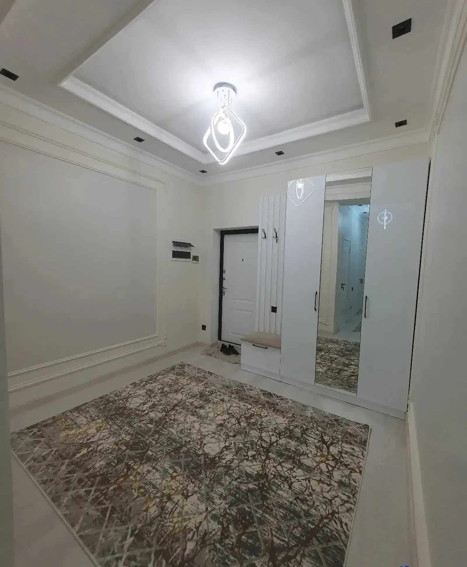 2-комн. квартира, 10 этаж, 105м², И. Сомони — фото 9