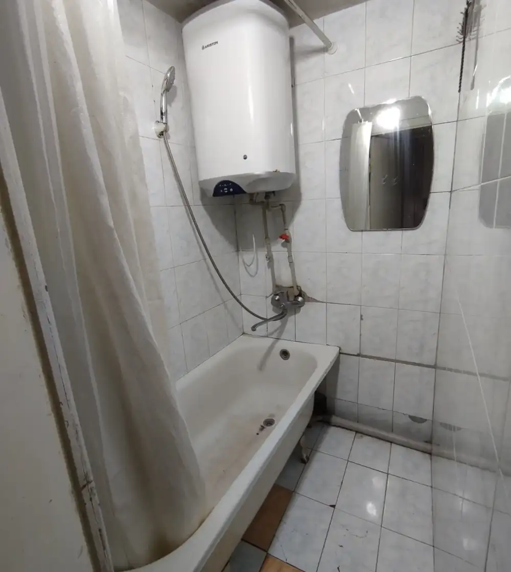 2-комн. квартира, 4 этаж, 65м², 102 мкр, ру ба руи Роддоми — фото 8