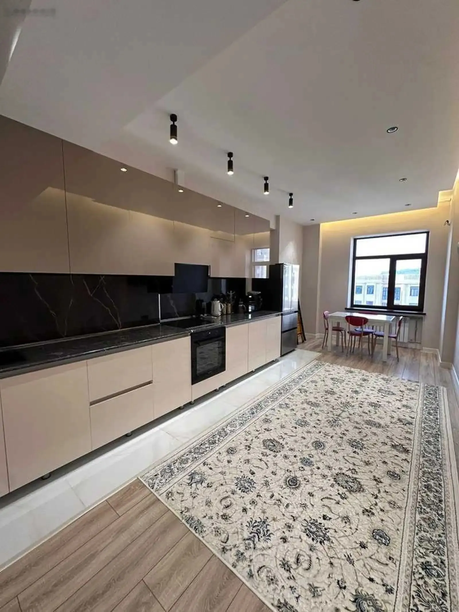 2-комн. квартира, 17 этаж, 100м², бари гостницаи Hilton — фото 8