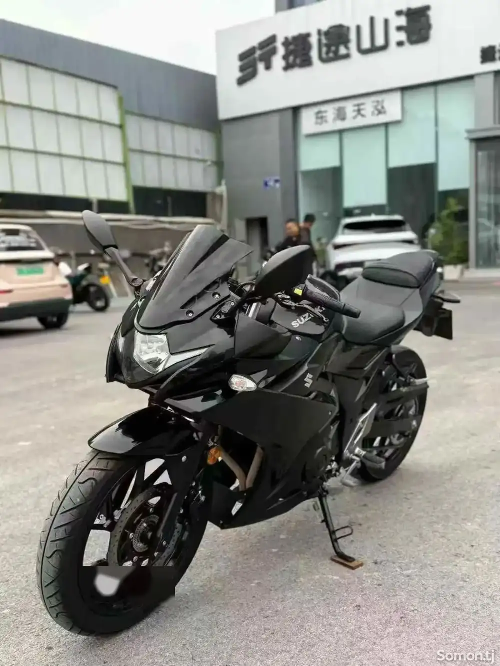 Мотоцикл Suzuki GSX — фото 3
