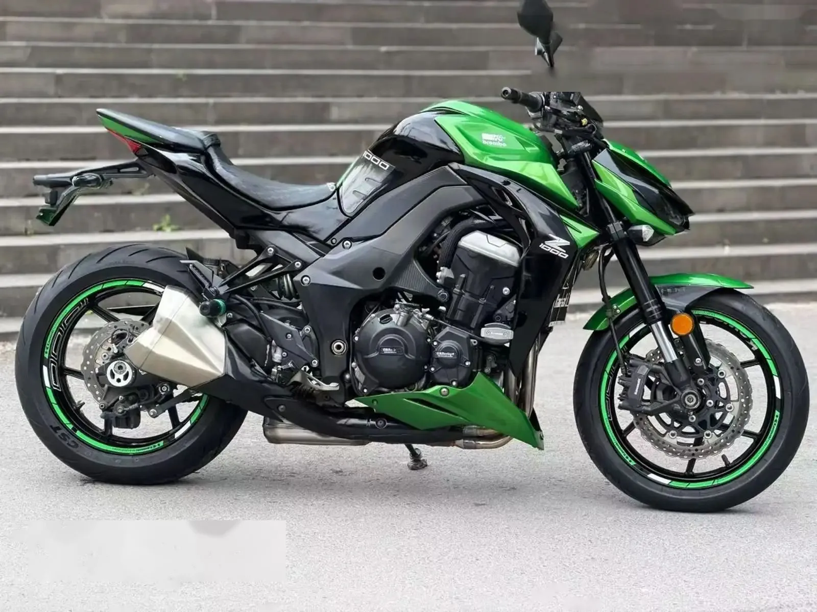 Мотоцикл Kawasaki z