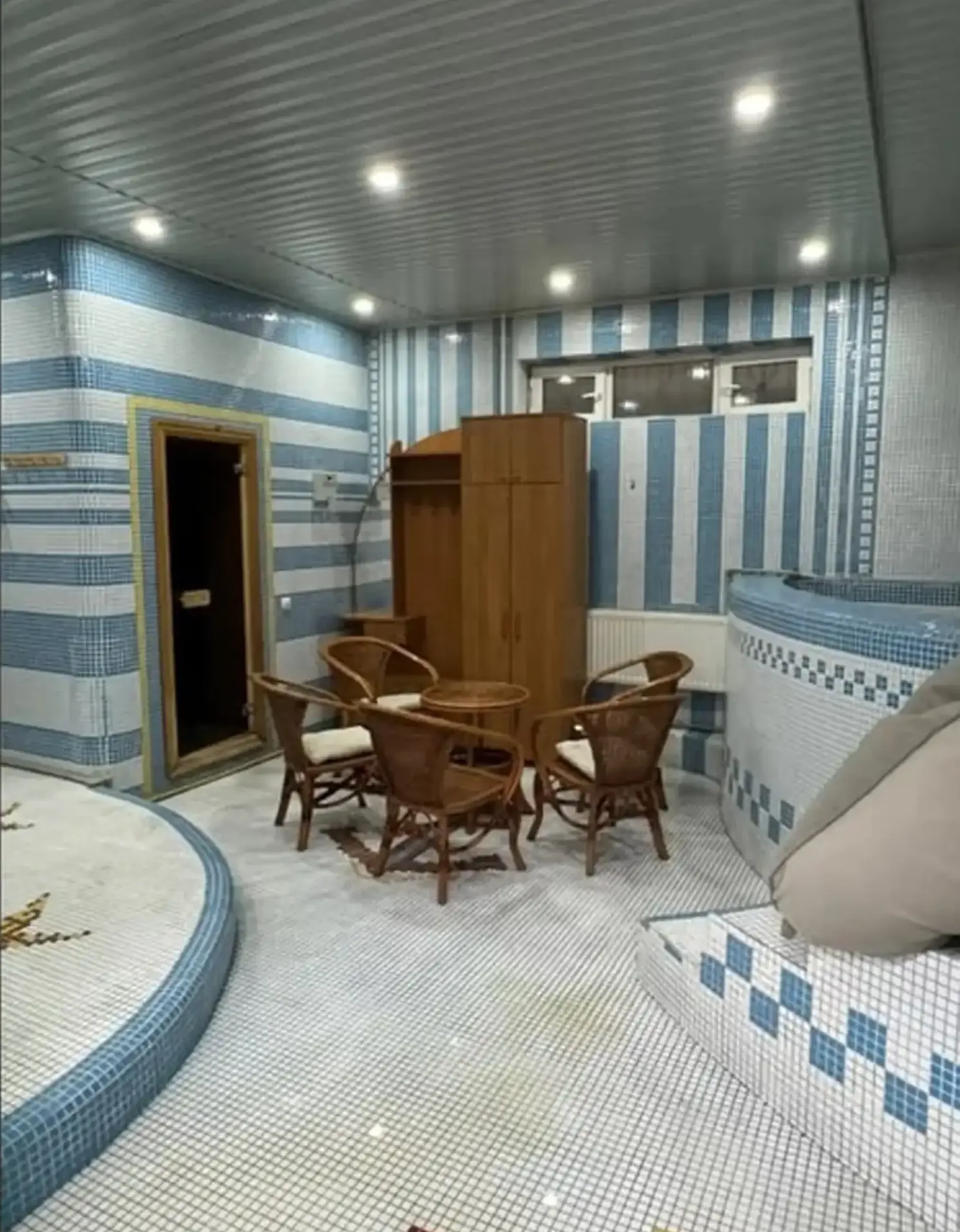 2-этажный, 12 комнатный дом, 450 м², И. Сомони — фото 6