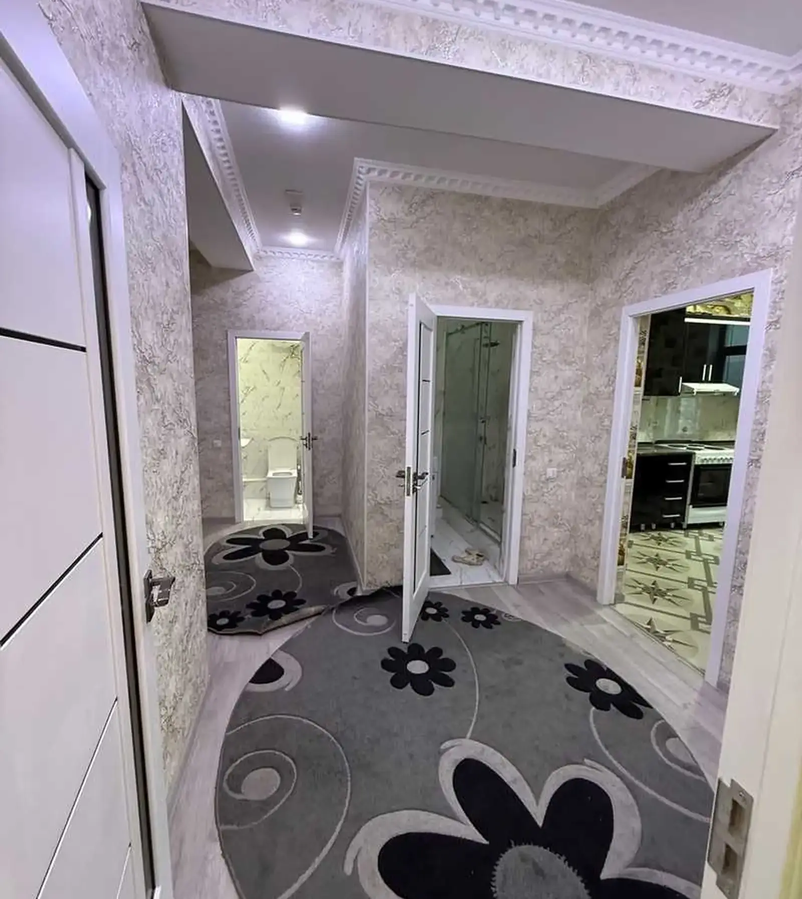 2-комн. квартира, 11 этаж, 60м², Кароболо