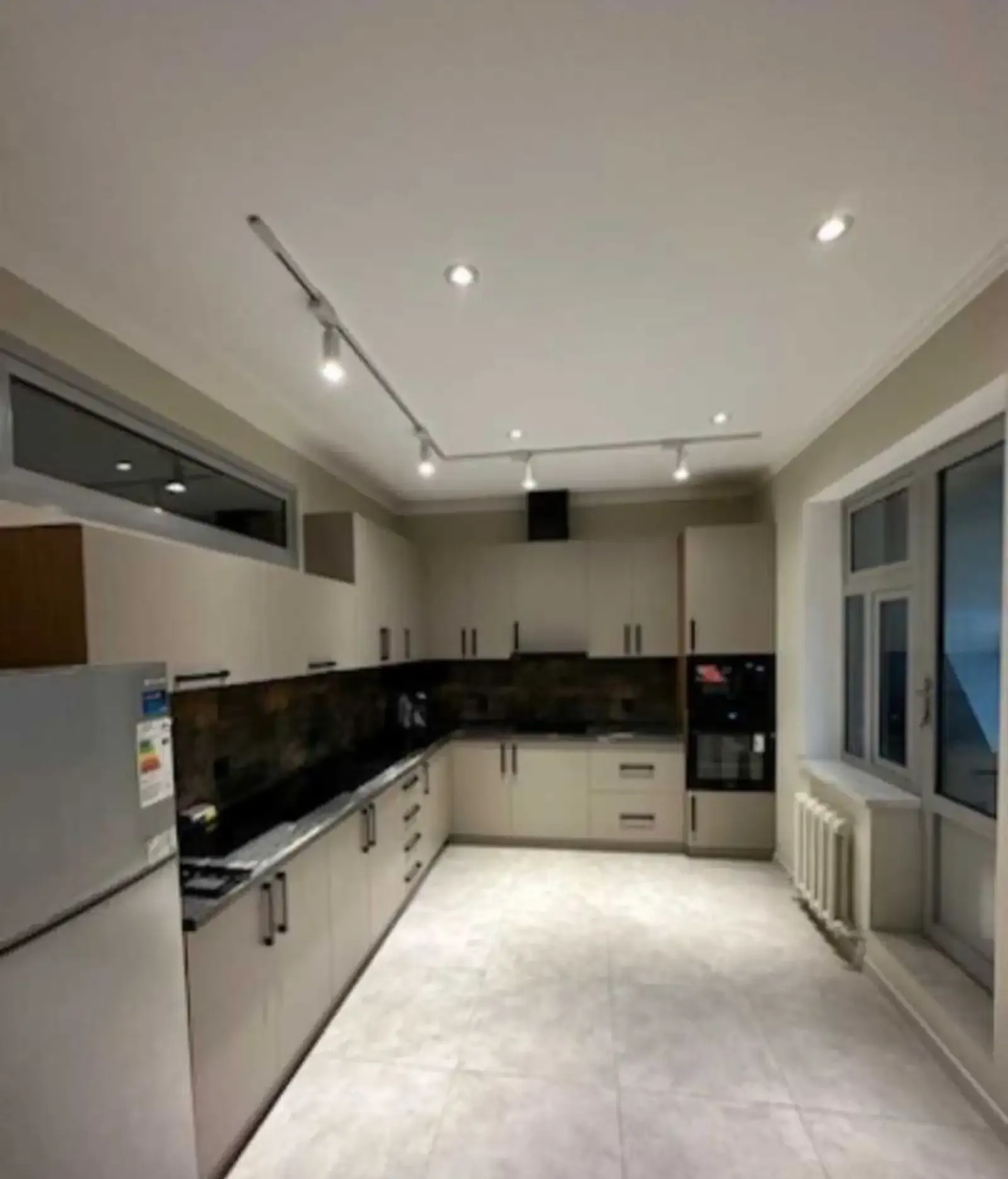 3-комн. квартира, 7 этаж, 110 м², Сино — фото 2