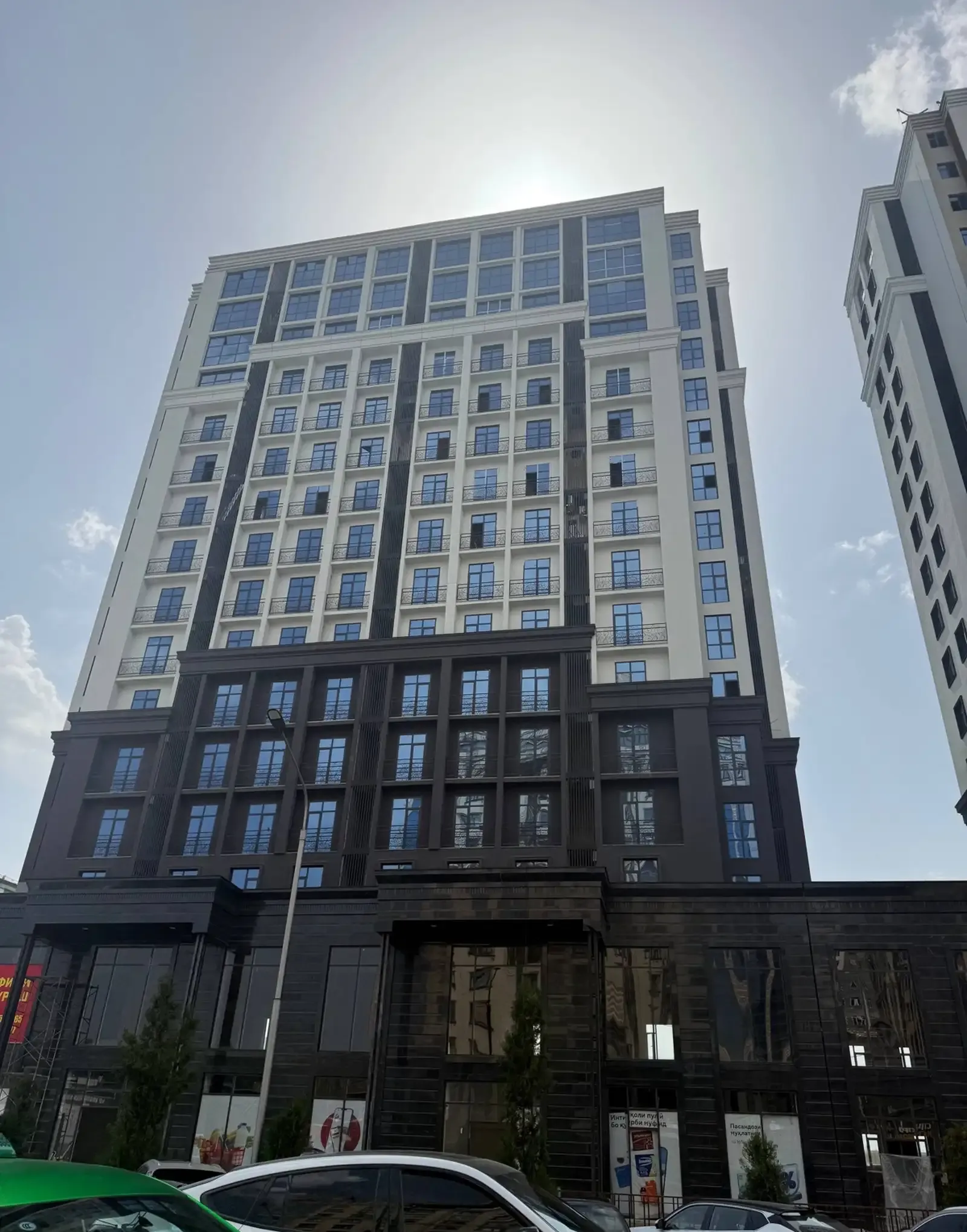 2-комн. квартира, 13 этаж, 61 м², И Сомони — фото 2